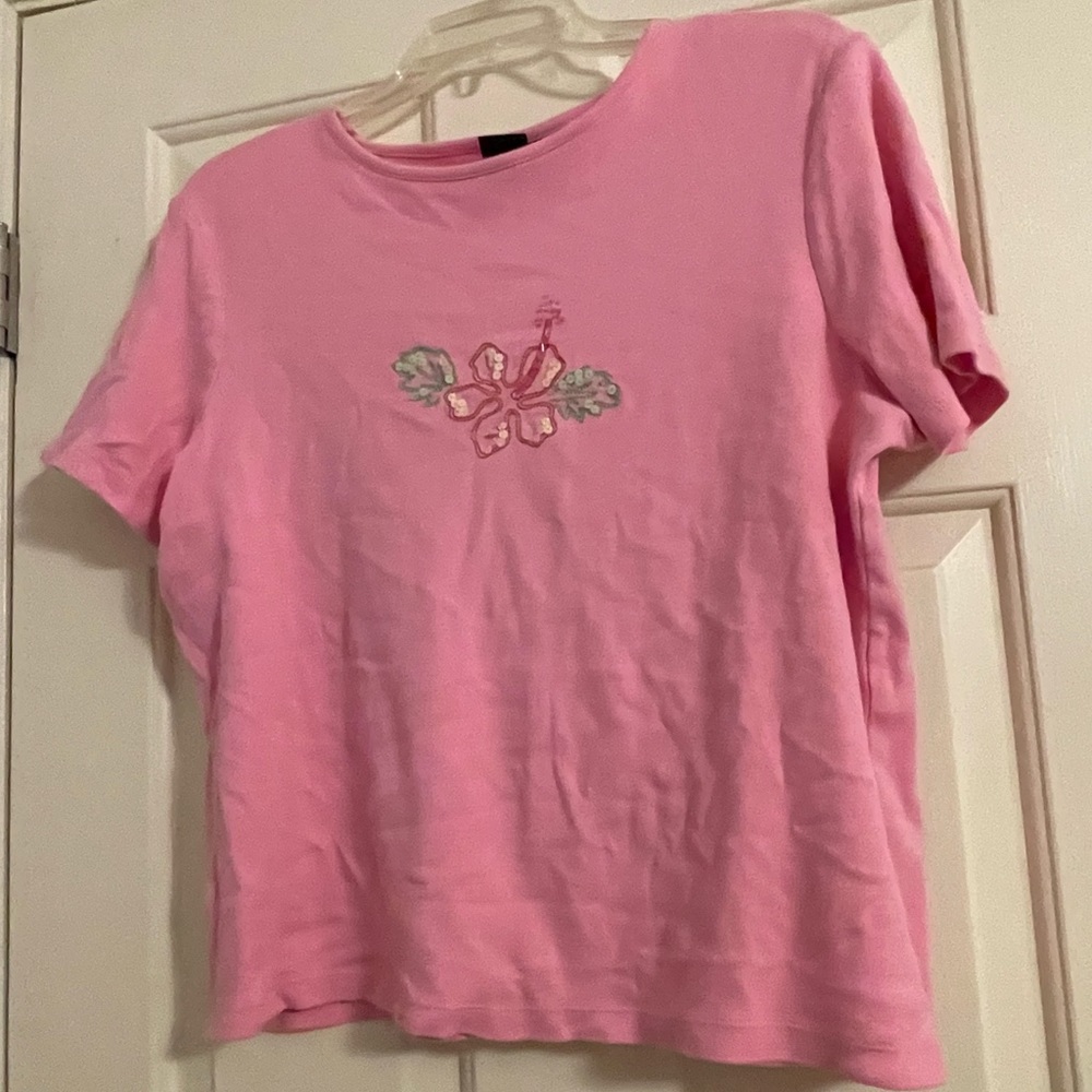 Pink Women’s cotton T-shirt with Hibiscus-Size Large